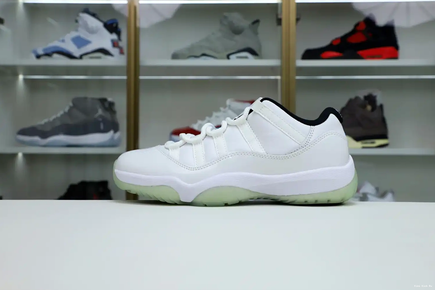 BLUE LOW Kimikick RETRO JORDAN AIR 11 LEGEND 0711